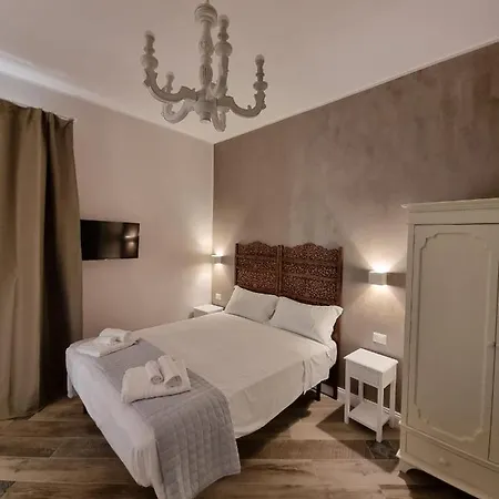 Real Giardinetto A Toledo Guest house Naples