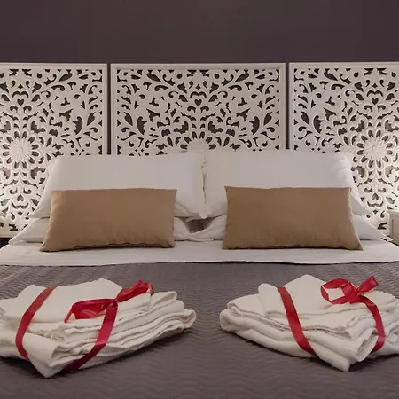 Real Giardinetto A Toledo Guest house Naples