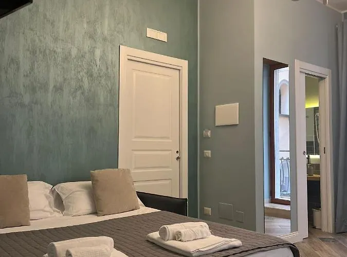 招待所 Real Giardinetto A Toledo 那不勒斯